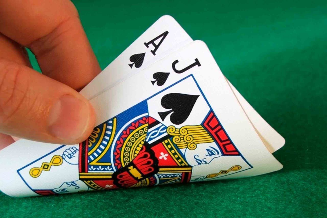 How to improve at blackjack: tips and strategy